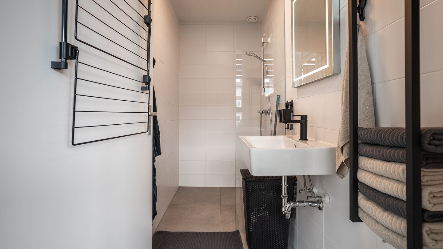 Photo 19 of Adriaen Brouwerstraat 24