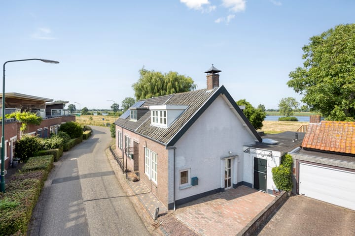 Foto 1 van Oijense Benedendijk 3