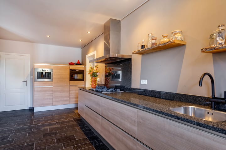 Foto 4 van Maasbanderkerkweg 20