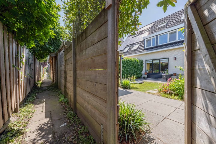 Photo 39 of L. Wilkensstraat 13