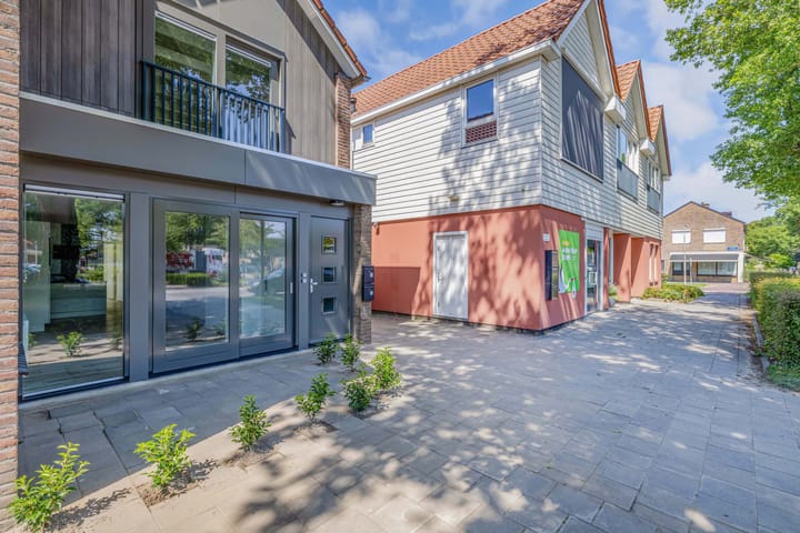 Photo 10 of Baan 49-A