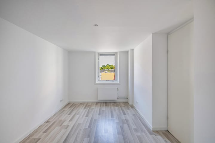 Photo 32 of Baan 49-A