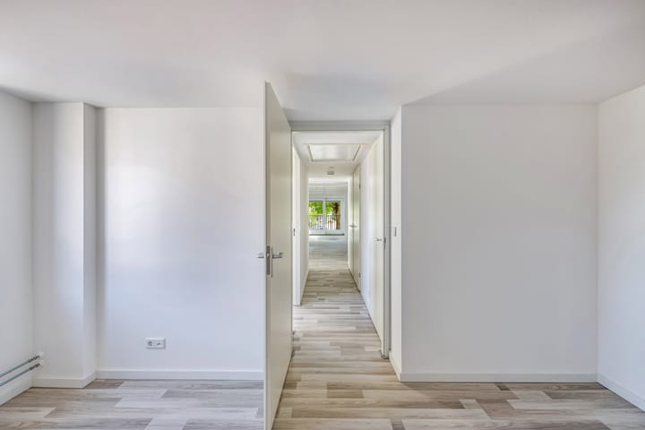 Photo 33 of Baan 49-A