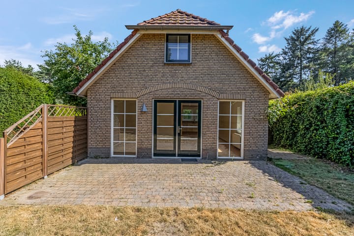 Foto 22 van Hessenweg 83-64