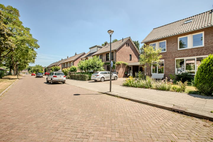 Foto 3 van Duizendschoonstraat 35