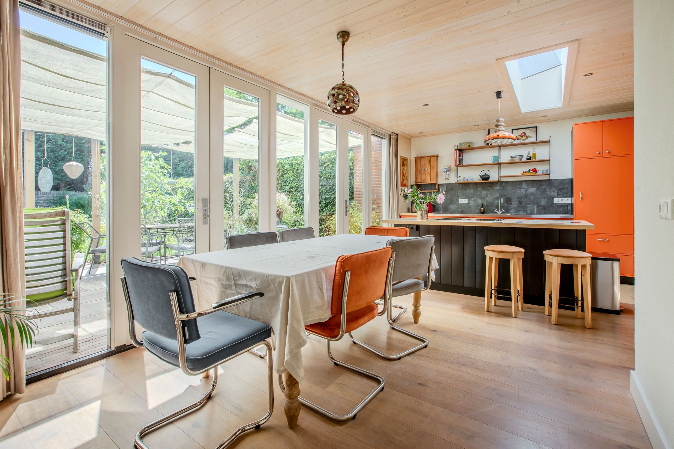 Foto 12 van Duizendschoonstraat 35