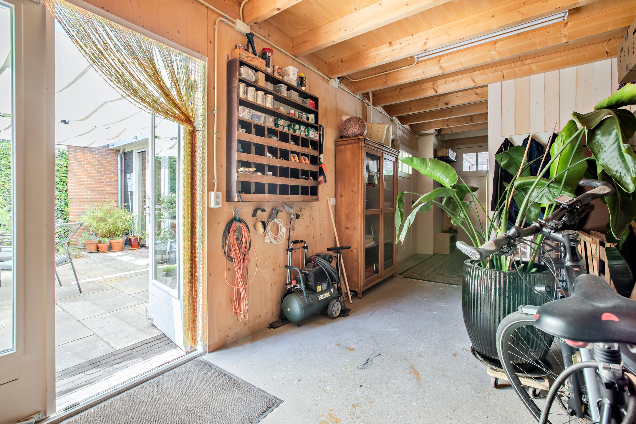 Foto 30 van Duizendschoonstraat 35