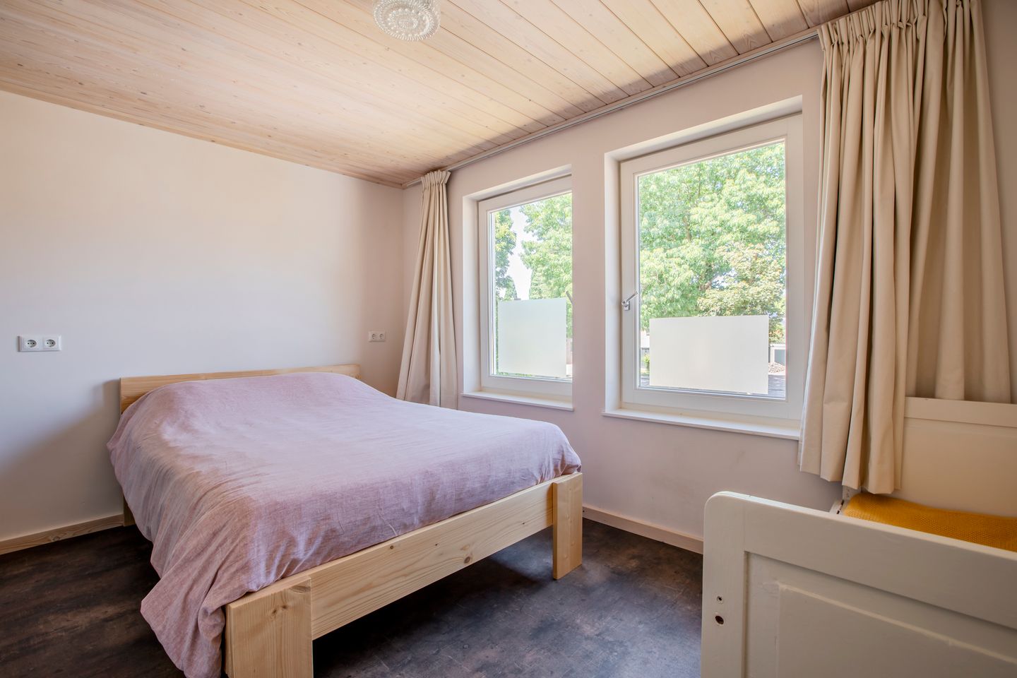 Foto 40 van Duizendschoonstraat 35