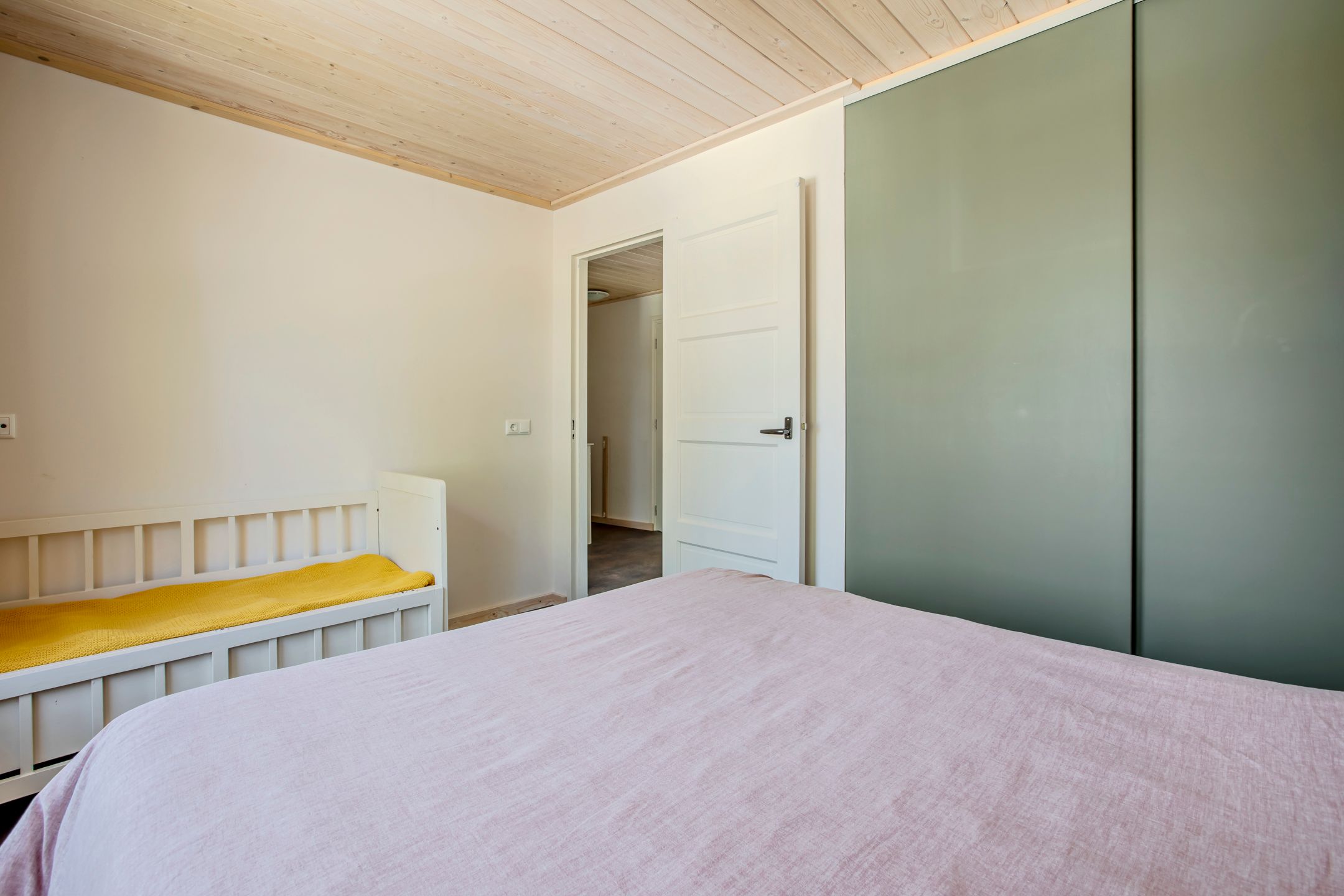 Foto 42 van Duizendschoonstraat 35