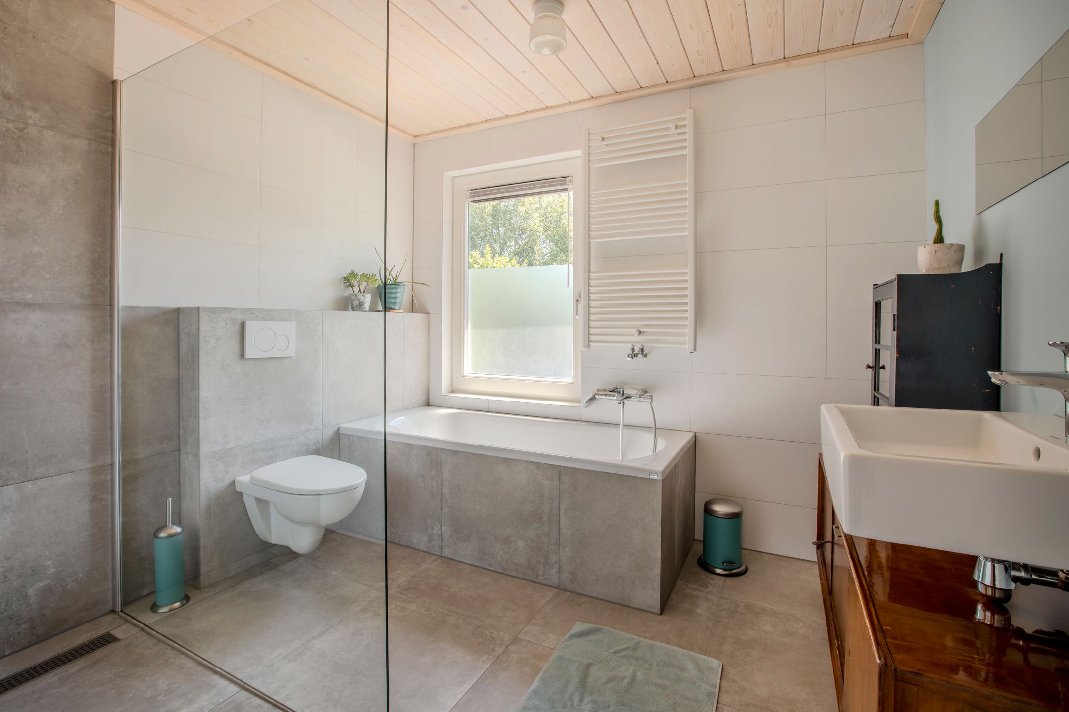 Foto 48 van Duizendschoonstraat 35