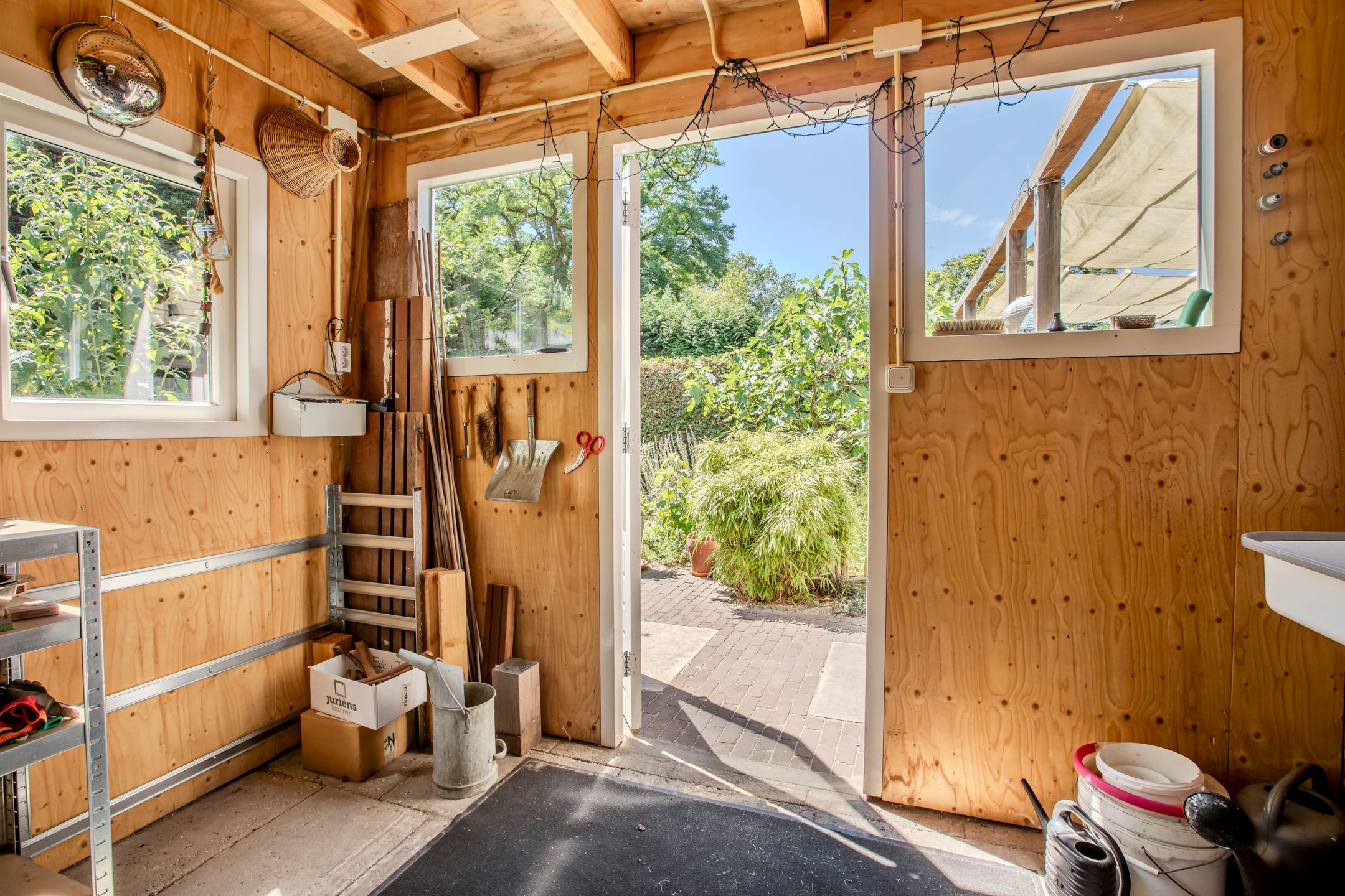 Foto 66 van Duizendschoonstraat 35