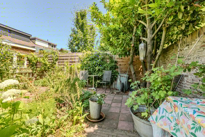 Foto 71 van Duizendschoonstraat 35