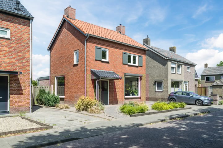 Foto 6 van Karolinastraat 30