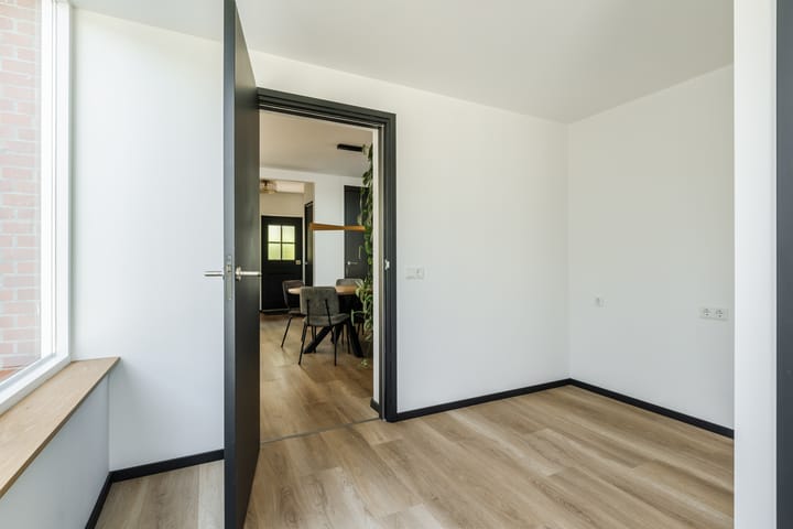 Foto 18 van Karolinastraat 30