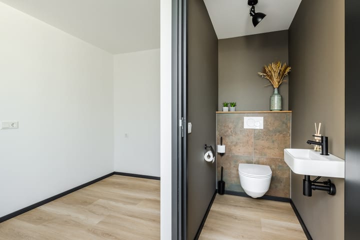 Foto 19 van Karolinastraat 30