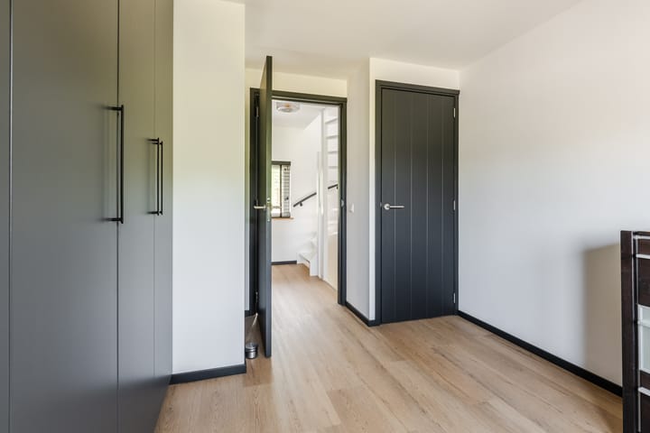 Foto 28 van Karolinastraat 30