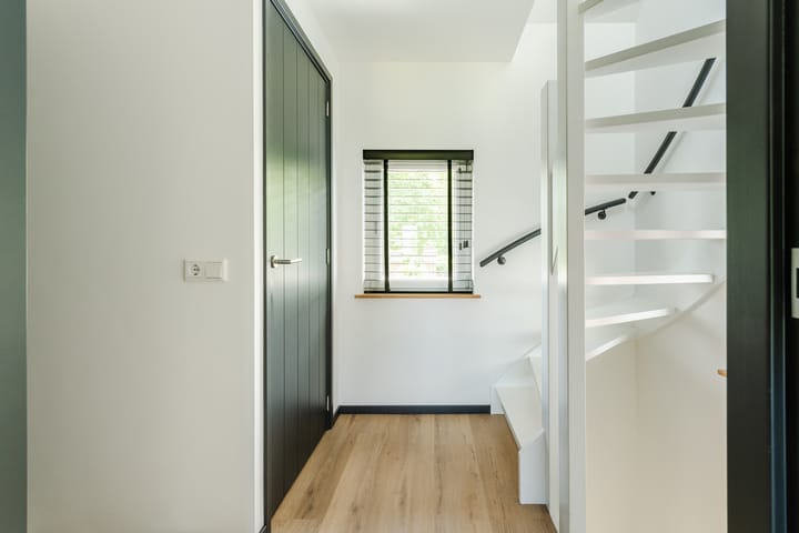 Foto 34 van Karolinastraat 30