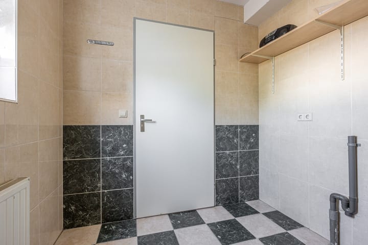 Photo 28 of Oude Weerlaan 49