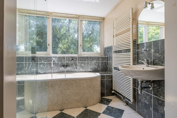 Photo 34 of Oude Weerlaan 49