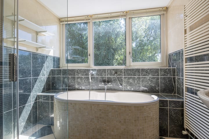 Photo 36 of Oude Weerlaan 49