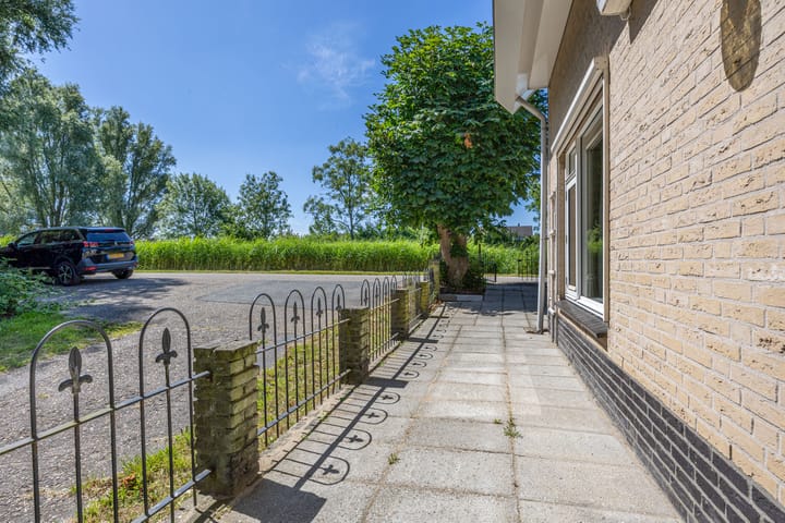 Photo 41 of Oude Weerlaan 49