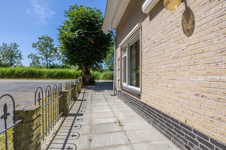 Photo 42 of Oude Weerlaan 49