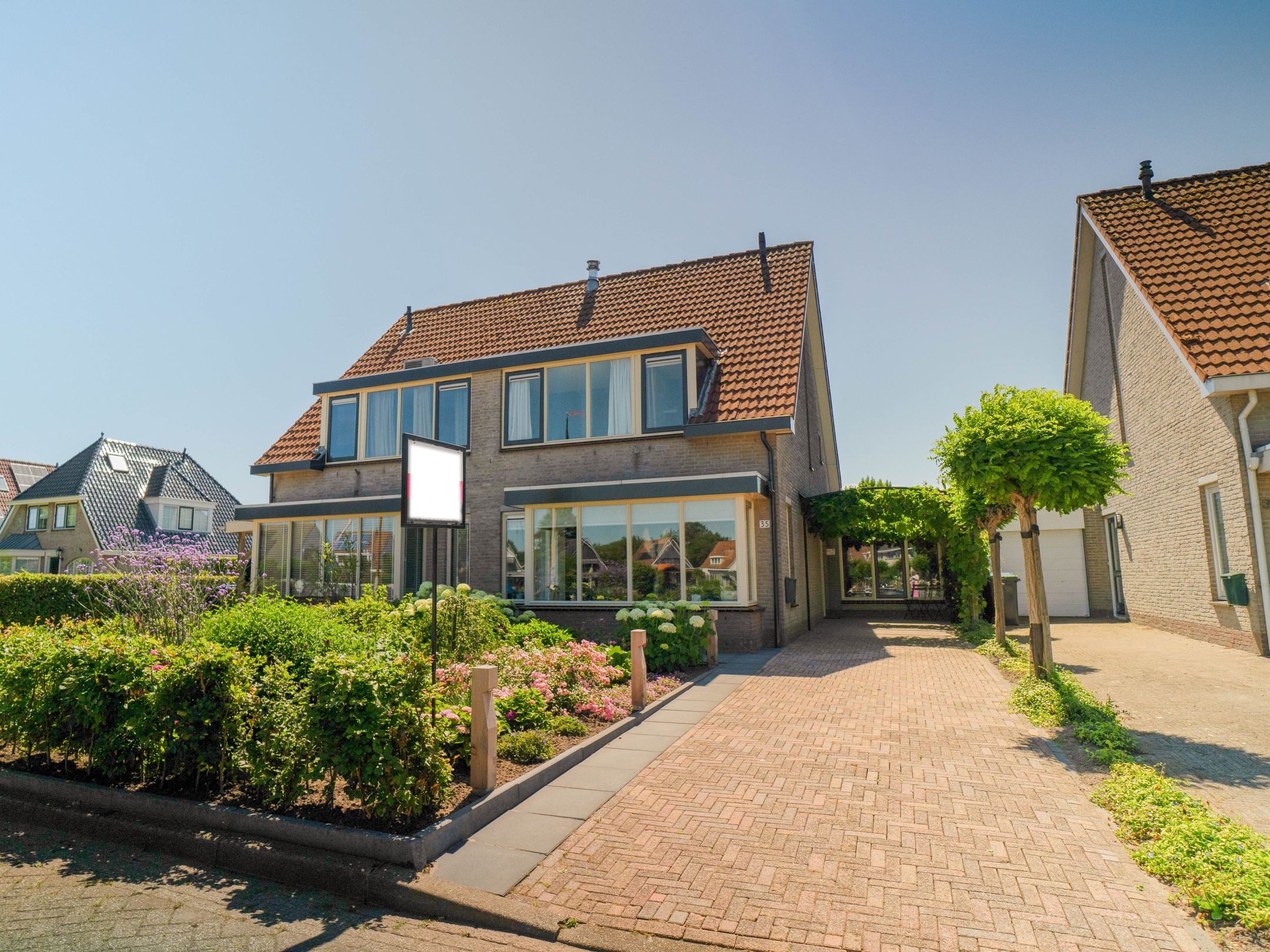 Photo 39 of Barend Loosweg 35