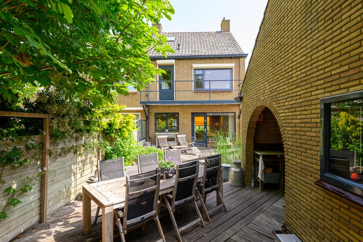 Foto 15 van Molenstraat 202