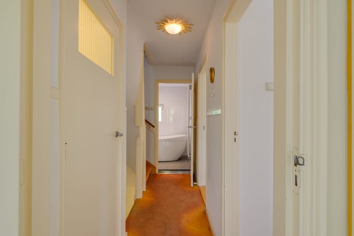 Foto 28 van Molenstraat 202