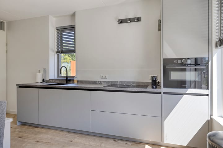 Foto 12 van Anton Geesinkstraat 92