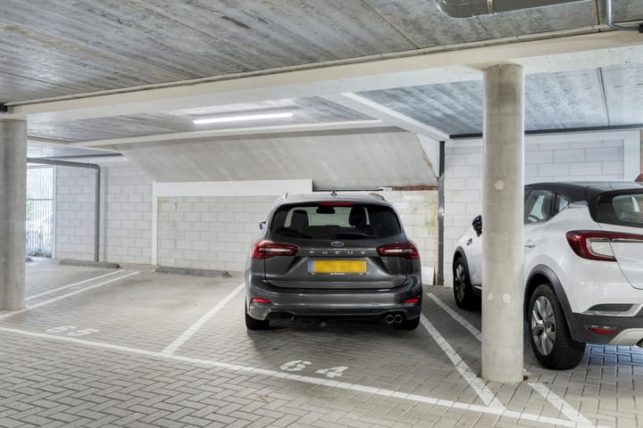 Foto 16 van Anton Geesinkstraat 92