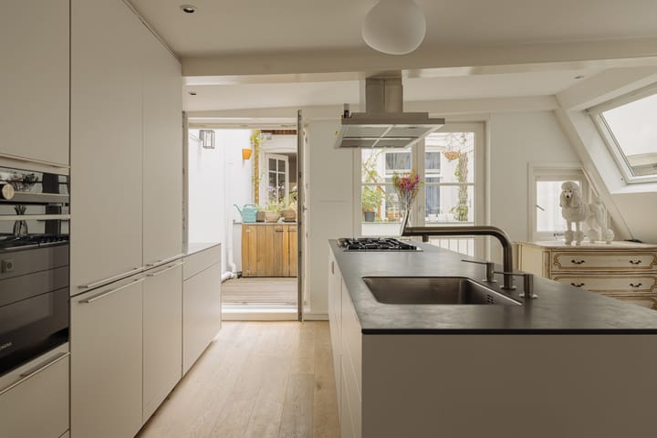 Foto 9 van Kloveniersburgwal 93-D