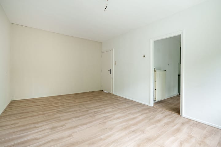 Foto 6 van Van Uvenweg 144-I