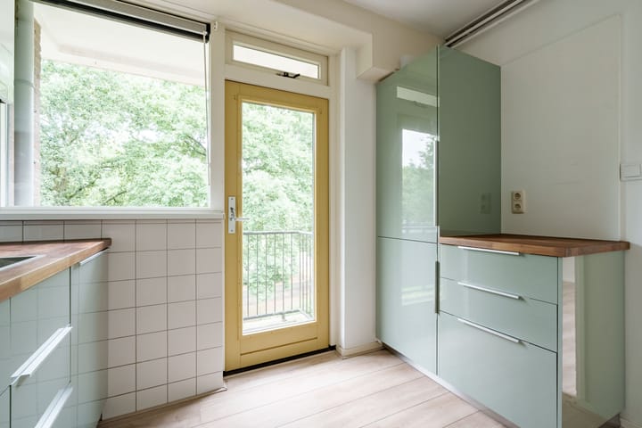 Foto 8 van Van Uvenweg 144-I