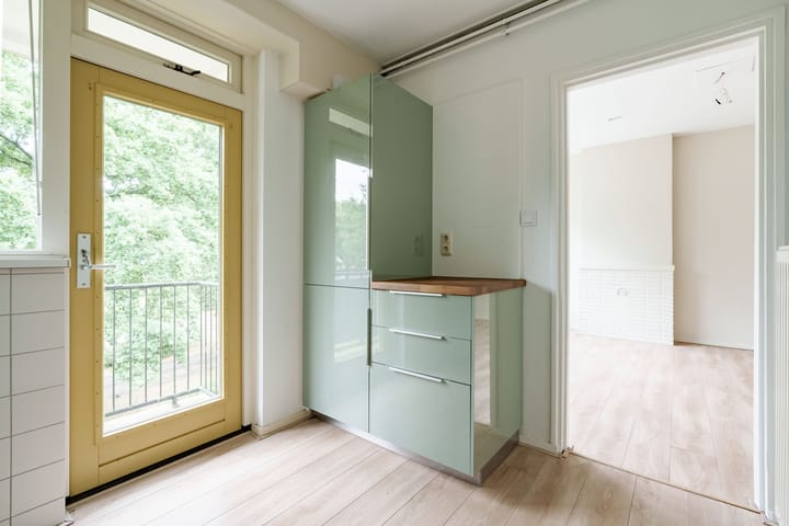 Foto 9 van Van Uvenweg 144-I