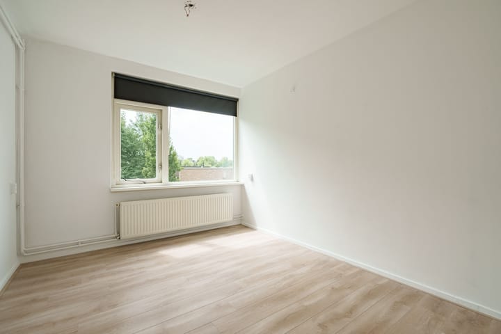 Foto 11 van Van Uvenweg 144-I