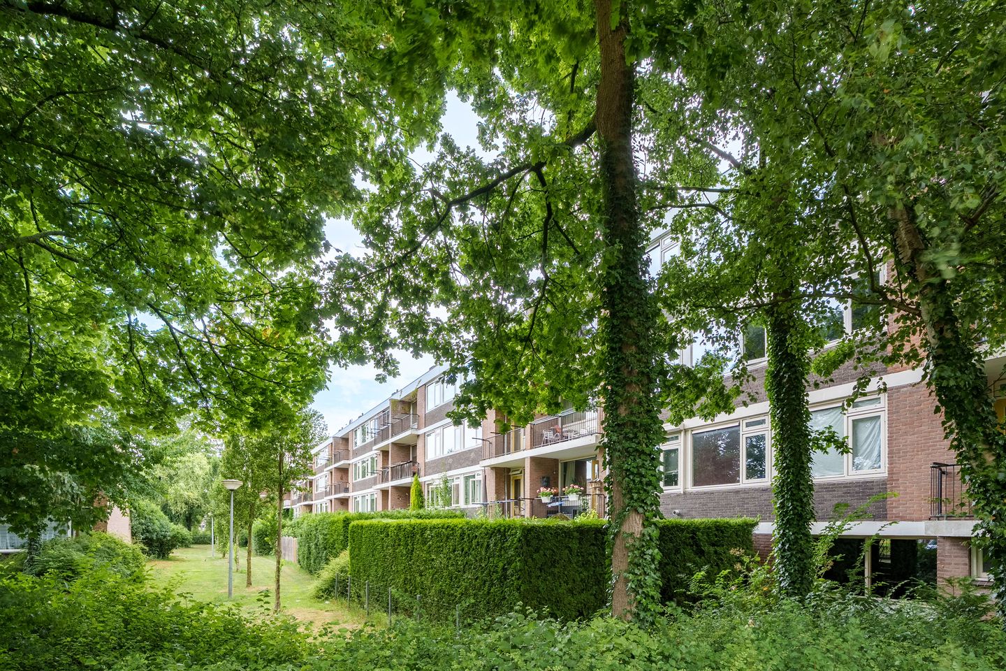 Foto 19 van Van Uvenweg 144-I