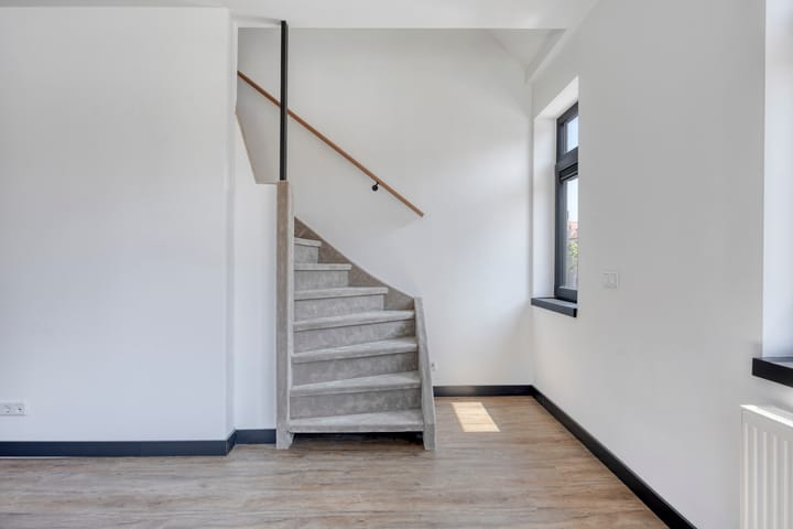 Foto 17 van Gladiolusstraat 20-B