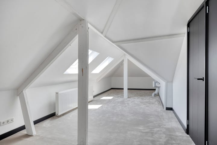 Foto 18 van Gladiolusstraat 20-B