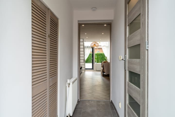 Foto 18 van Larixstraat 57