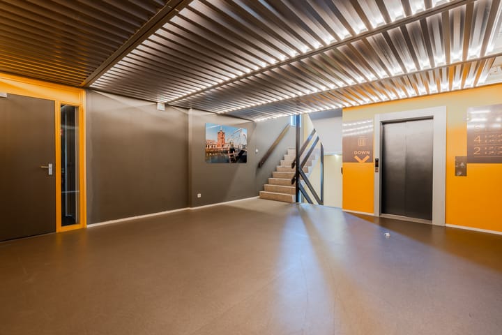 Foto 8 van Kalverstraat 8-1