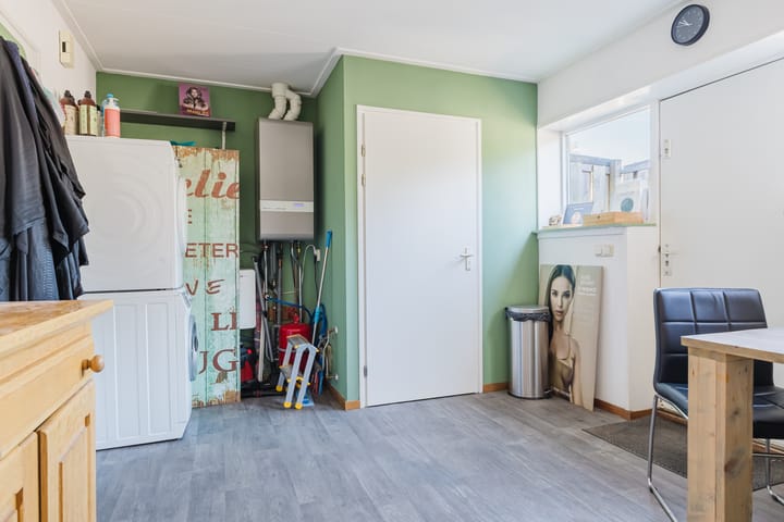 Photo 37 of Tsjerkebuorren 9