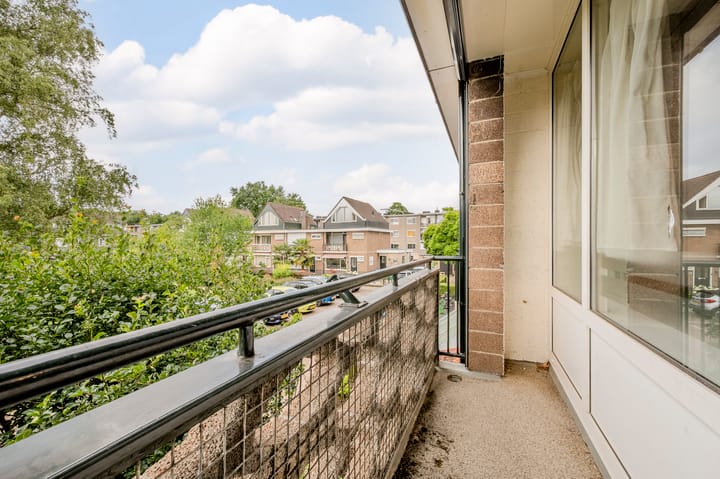 Foto 23 van Baron Mackaystraat 28