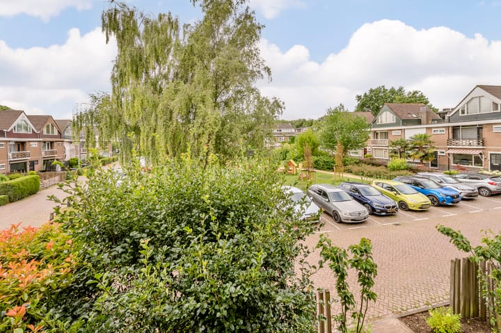 Foto 24 van Baron Mackaystraat 28