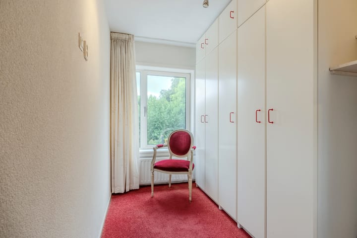 Foto 25 van Baron Mackaystraat 28