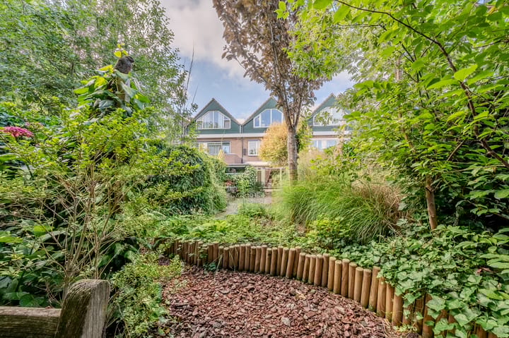 Foto 40 van Baron Mackaystraat 28