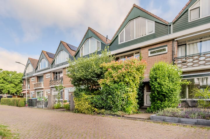 Foto 42 van Baron Mackaystraat 28