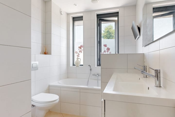 Photo 21 of Schepenlaan 75