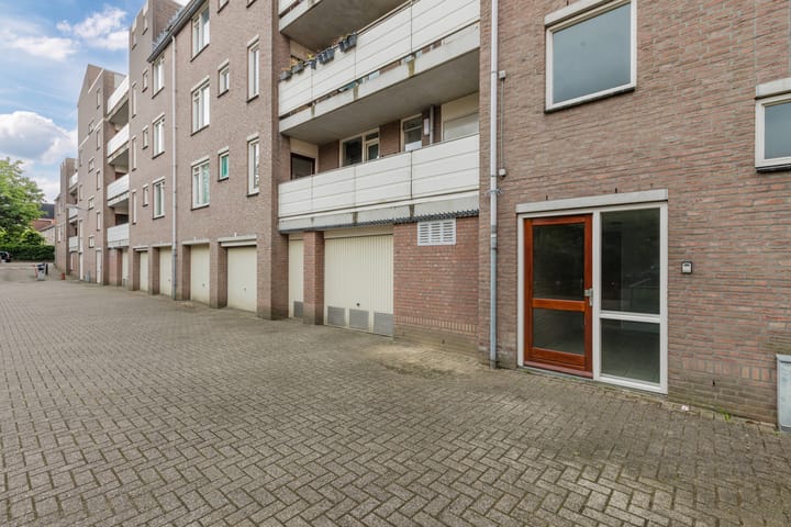 Foto 15 van Deken van Oppensingel 191