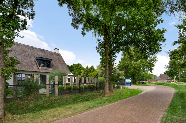 Photo 8 of Grensweg 4